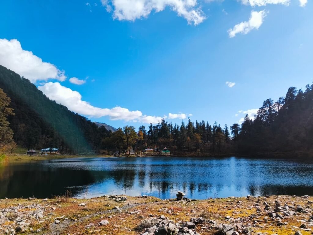 Dodital Lake Uttarakhand Ganesha temple reflection