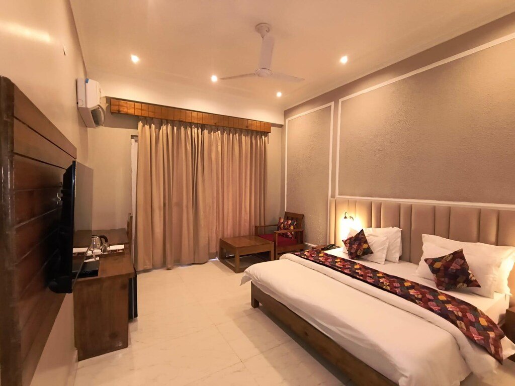 Luxury Rooms