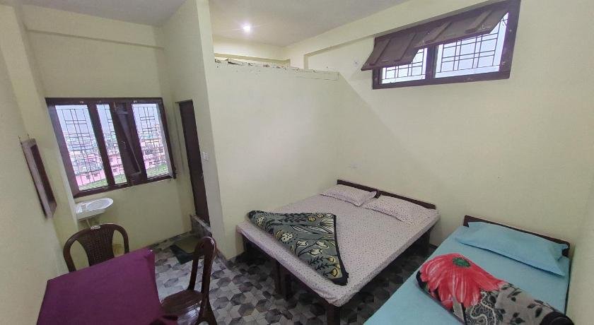 Triple Room with Private Bathroom