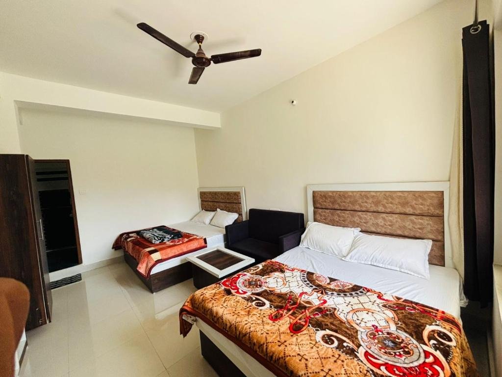 Quadruple Room with Lake View