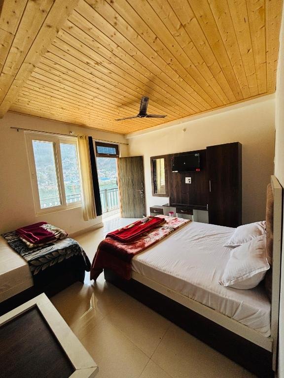 Triple Room with Lake View