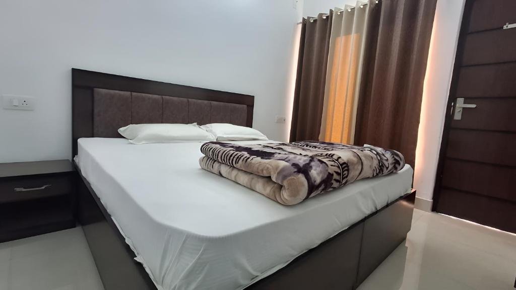 Double Room with Lake View