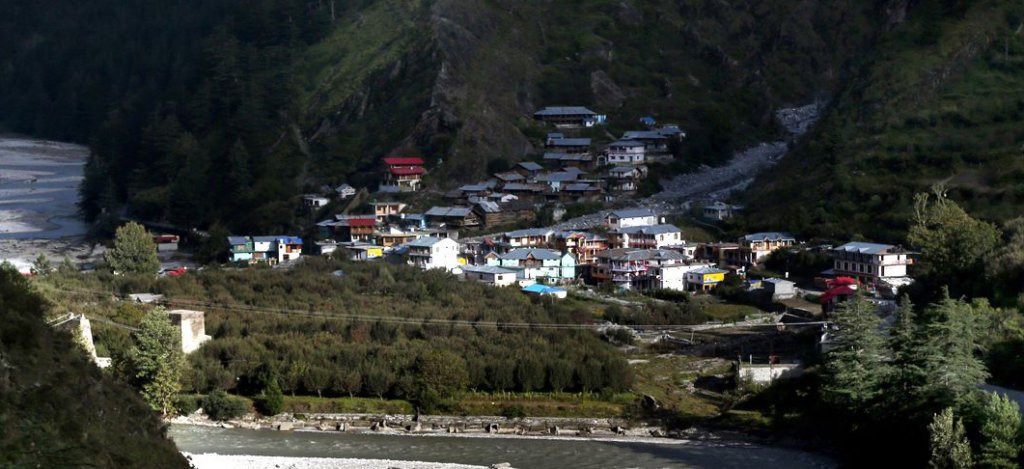 dharali-village-and-market-before-the-disaster