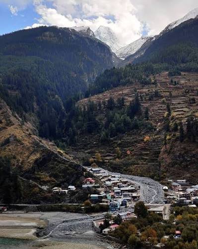 dharali-village-and-market-before-the-disaster