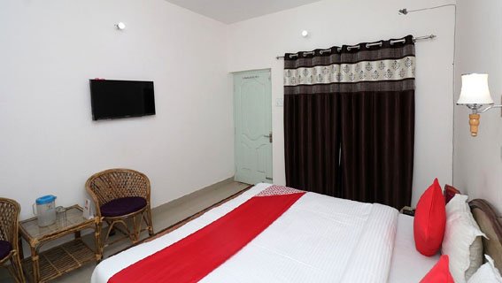 Quard Sharing Standard Room
