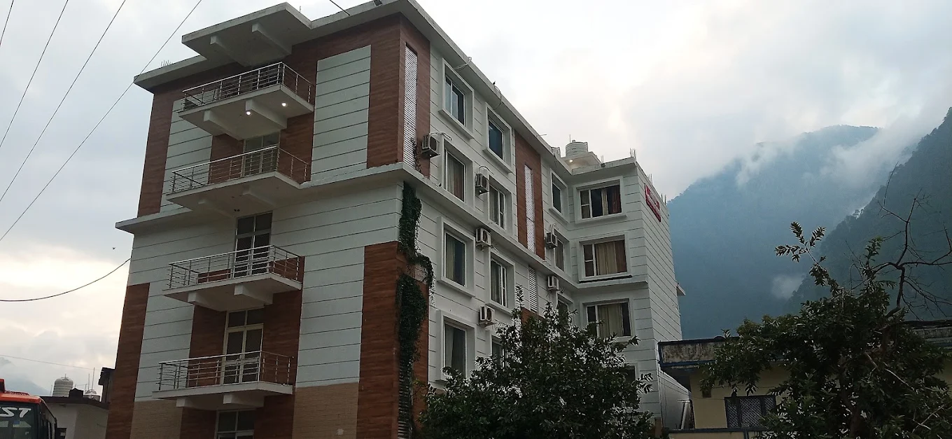Hotel Akash Ganga
