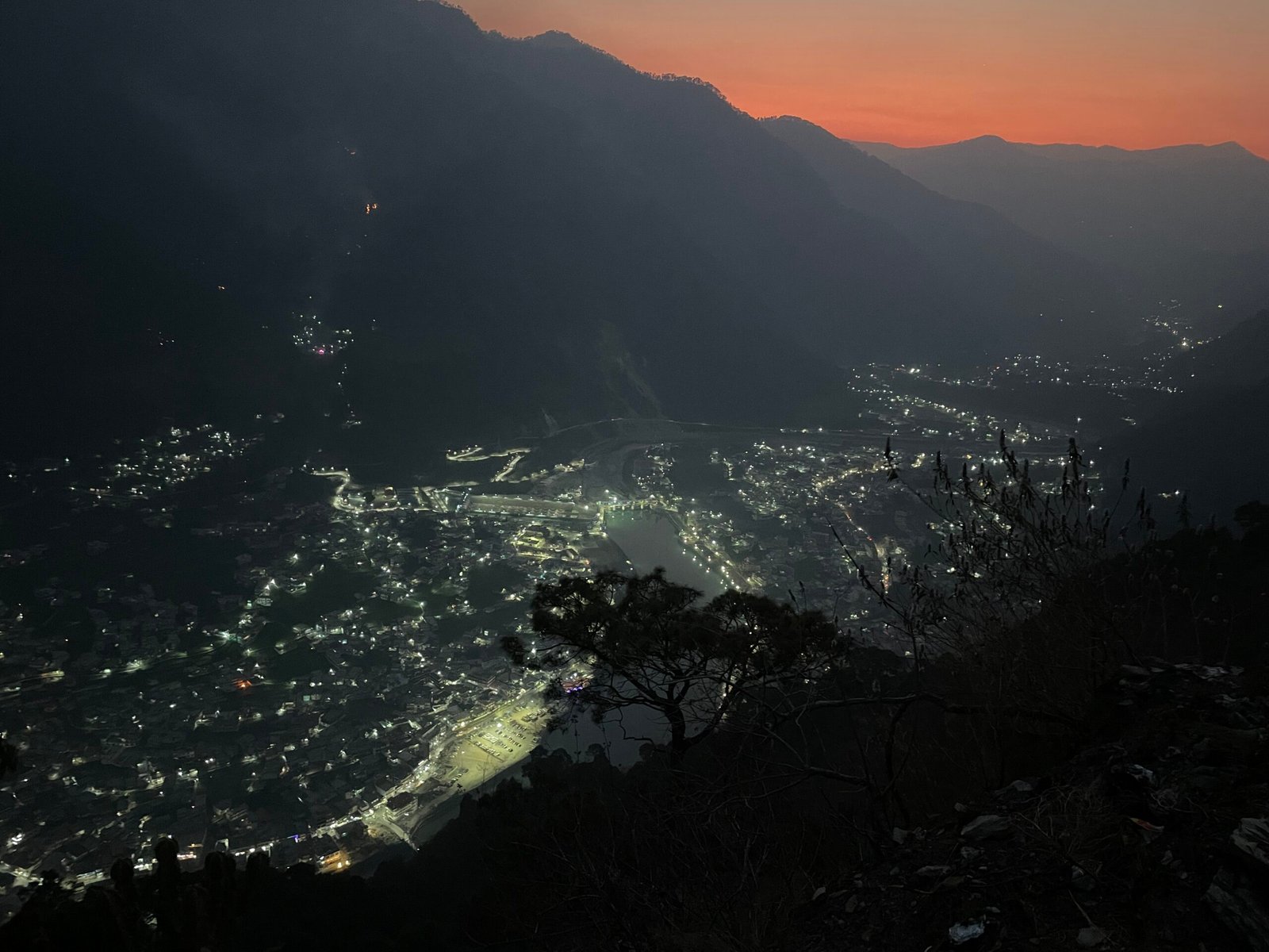 v top ,evening