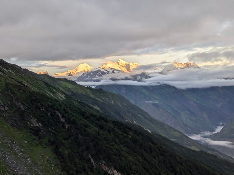 Jhinda Bugyal meadow view Uttarkashi trek