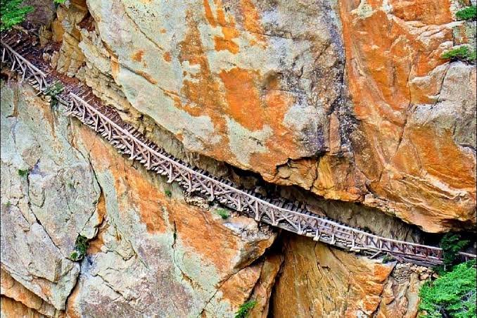 Gartang-Gali-Uttarkashi-Gangotri-Highway